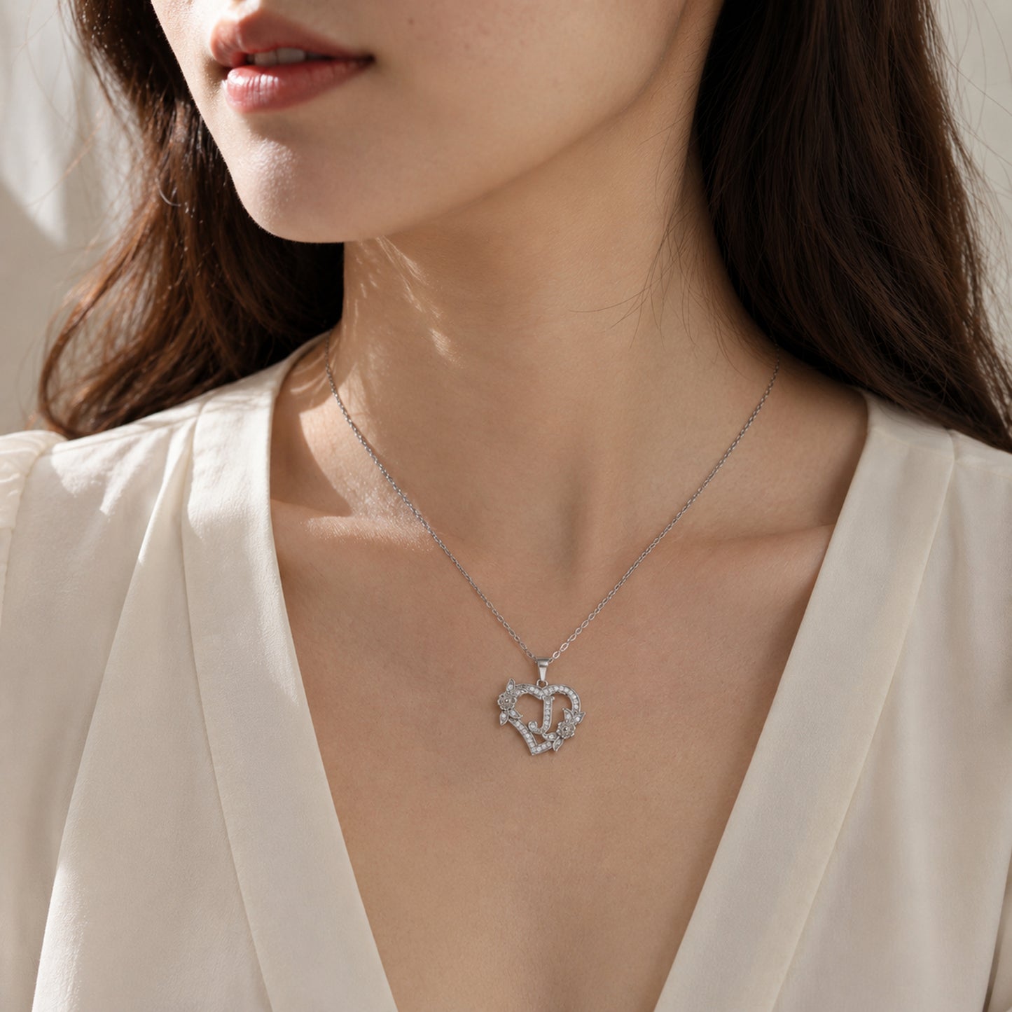To My Wife-Customized heart-shaped diamond necklace with the first letter of the name-A84086