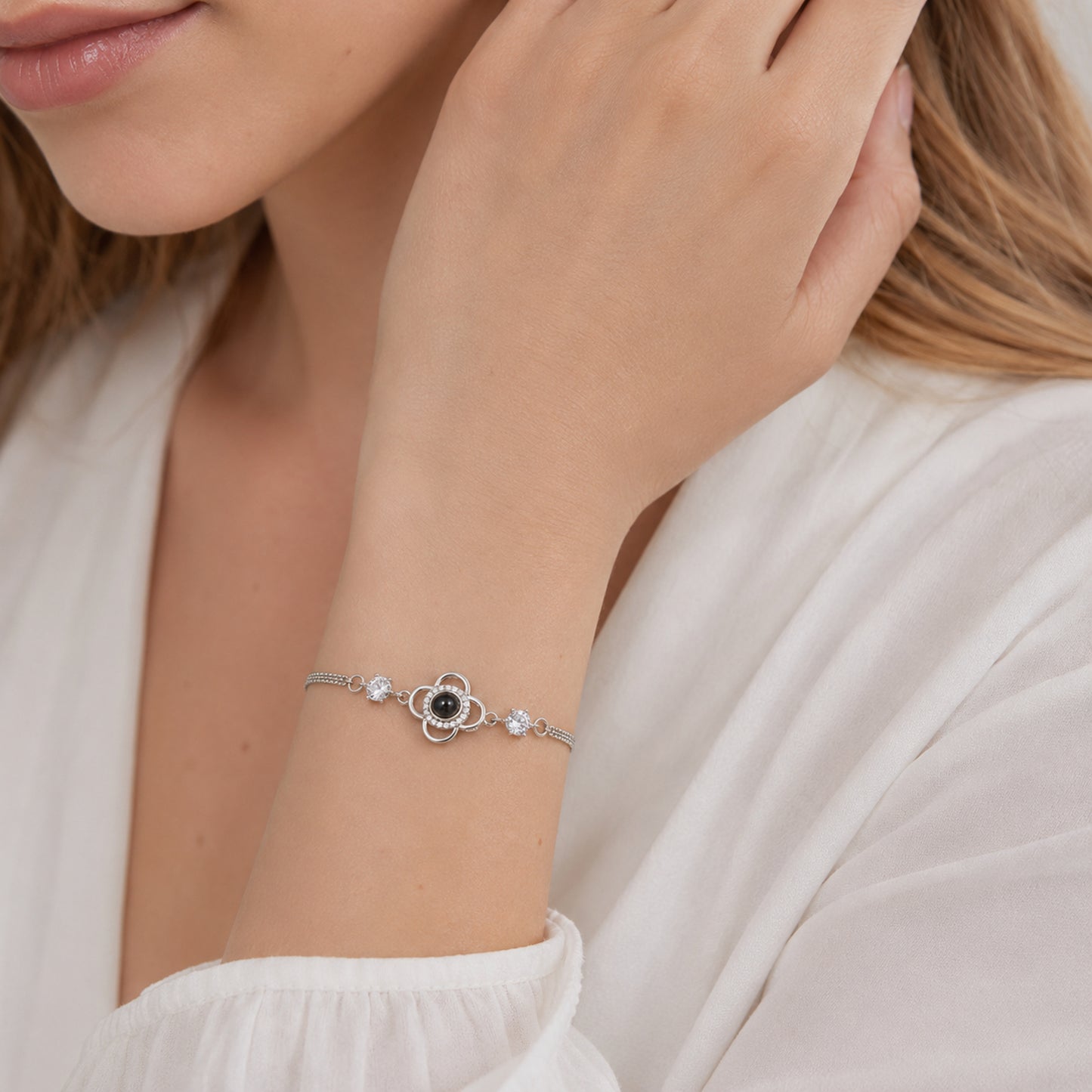 To My Beloved Daughter - Four-Leaf Clover Projection Bracelet Gift Set - 100 Ways to Express My Love-A84088